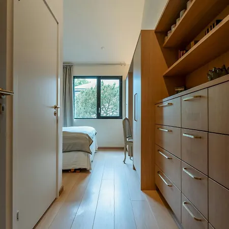 Loft Flat With Terrace In Skoyen Lägenhet